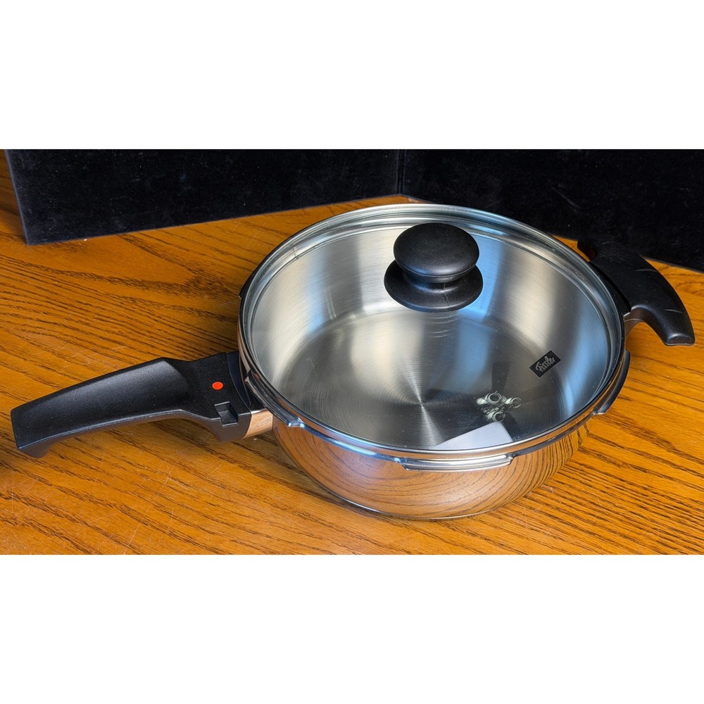 Fissler CookStar 2.5L Skillet Pan: 18-10 Stainless Steel, Germany, Glass Lid